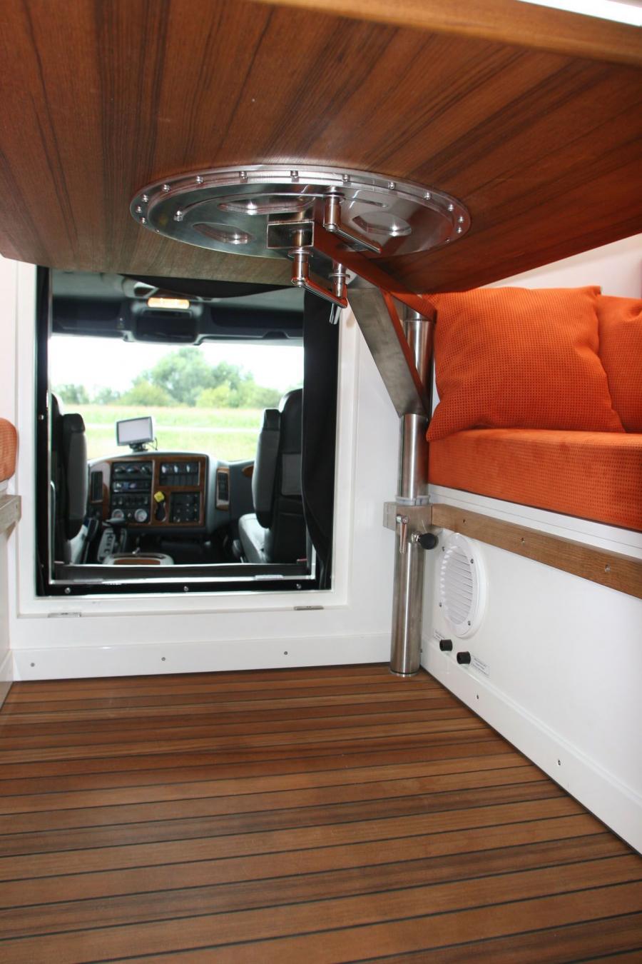  Unicat Amerigo International 4x4 RV 2008 года  (фото 27 из 29)